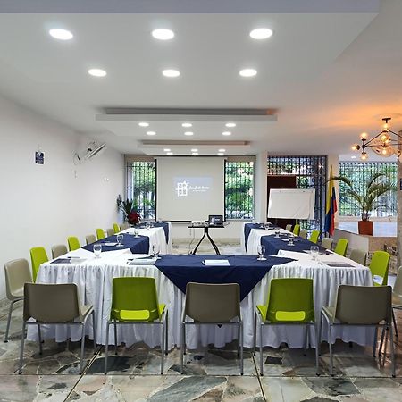 Hotel Casa Santa Monica Norte Кали Екстериор снимка